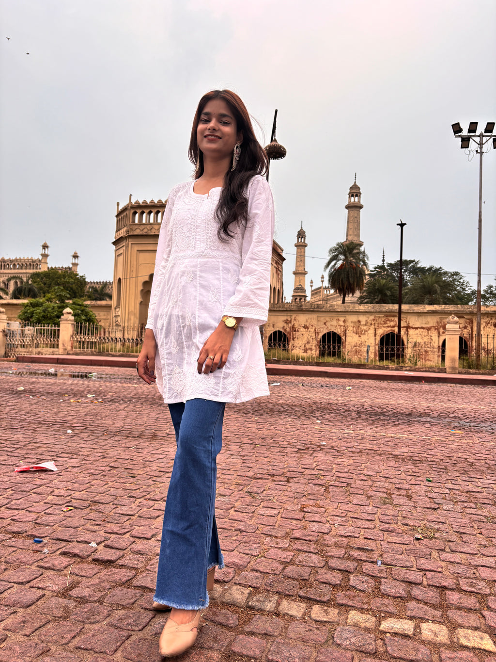 Saaya White Bakhiya Paisley Top