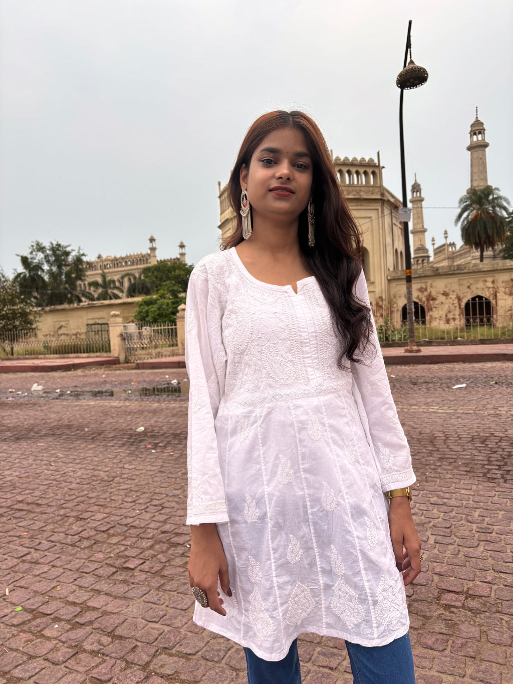 Saaya White Bakhiya Paisley Top