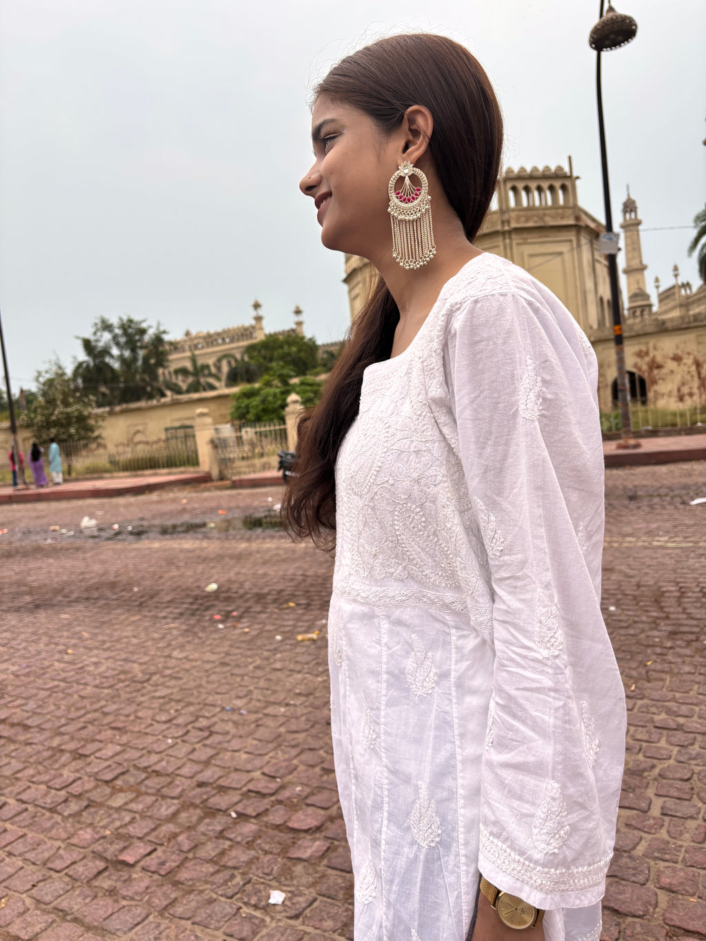 Saaya White Bakhiya Paisley Top